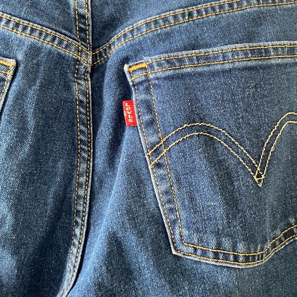 Levis denim - Picture 3 of 5